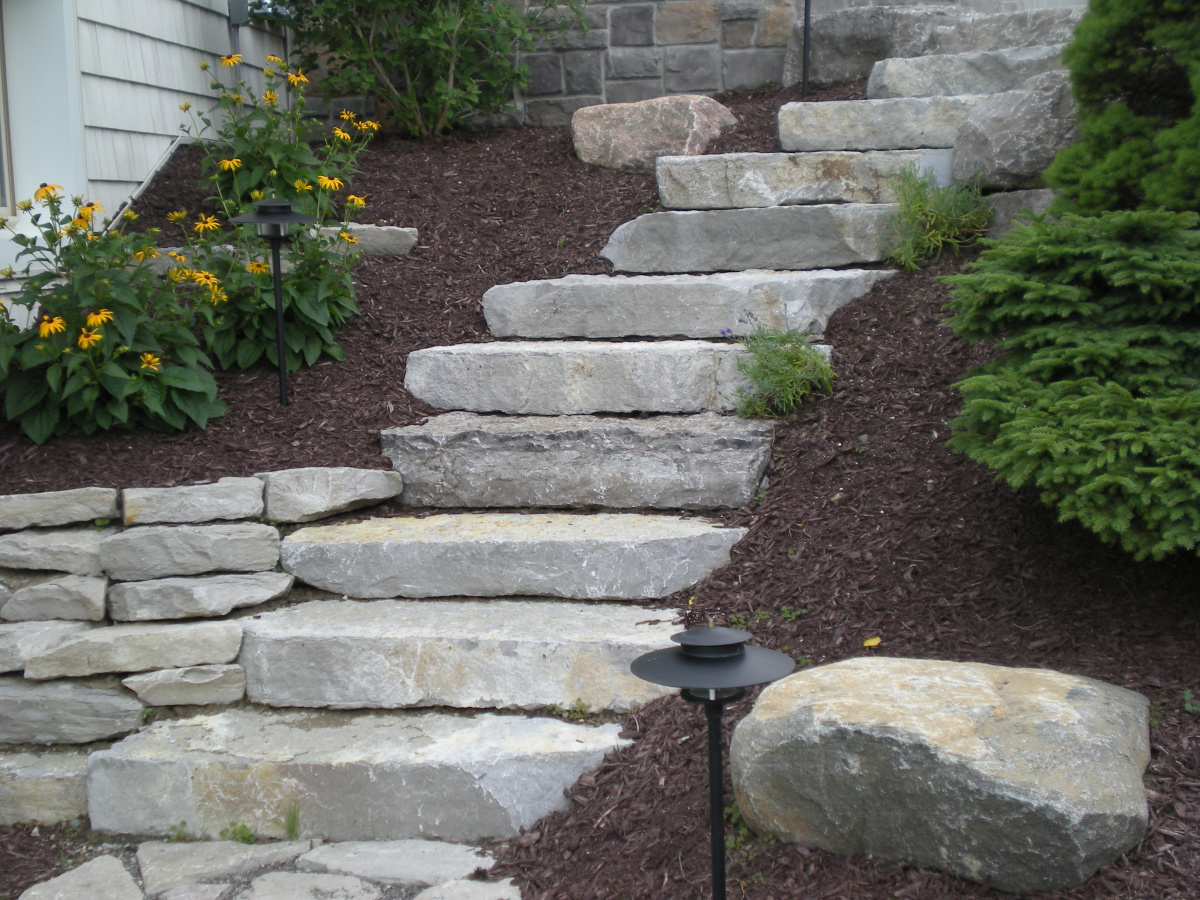 Planting_and_cut_stone_Stairs_Landscaping